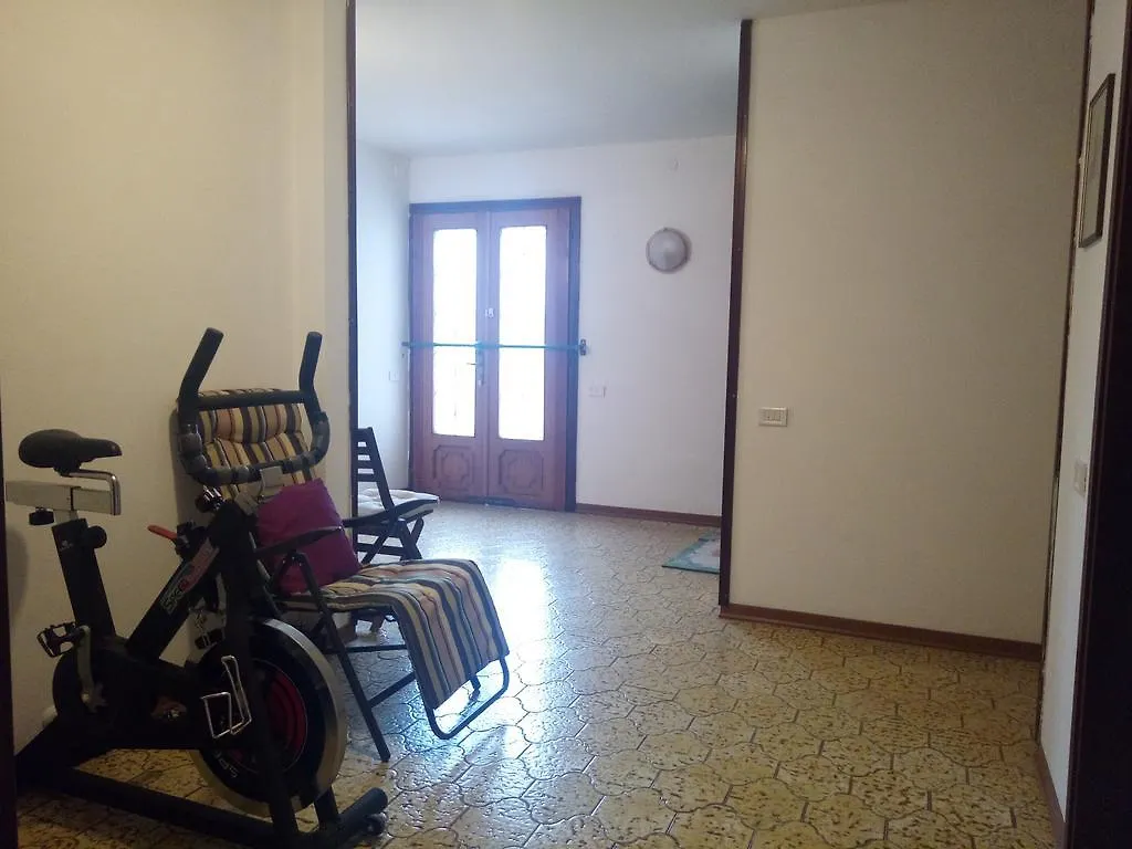 ***  Summer'S House Guest House Castelfranco Veneto Италия