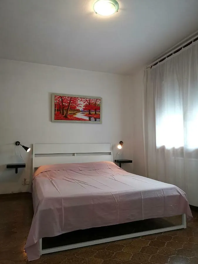 Summer'S House Guest House Castelfranco Veneto 3*,  Italy